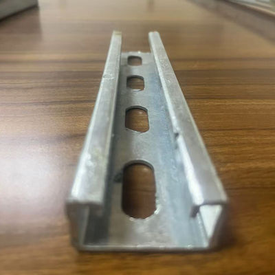 Sismic galvanisé par trempage à chaud HDG C Channel 2 pouces monté sur le mur OEM