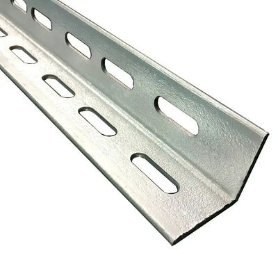 50 mm de perçage en acier perforé en forme de L