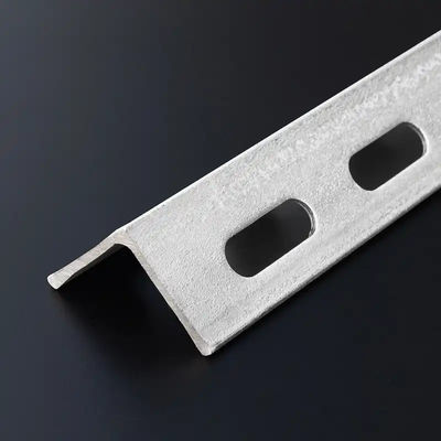 Étagère pré-galvanisée à angle creux support de poutre de canal 30 mm-100 mm