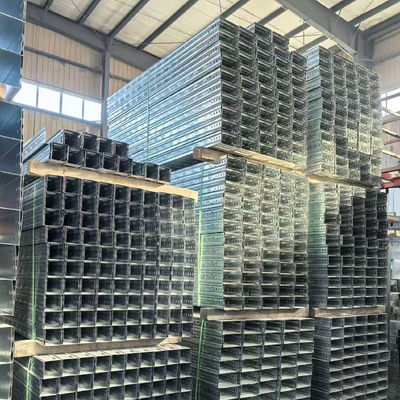 Plateau de câbles perforés de 200 mm pour le câblage des centres de données