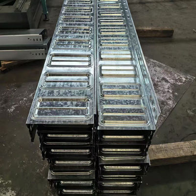 Tâche de câble de piste hdgi résistant à la corrosion 4 pouces 12 pouces pour les systèmes électriques