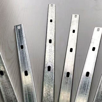 Accessoires de paniers de câbles résistants à la rouille matériel ferroviaire pour lignes aériennes