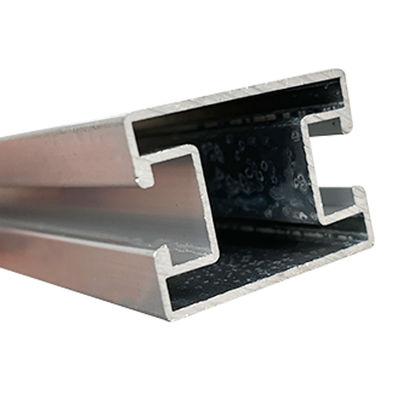Résistants de rails de panneau solaire en aluminium AL6005 T5 personnalisés