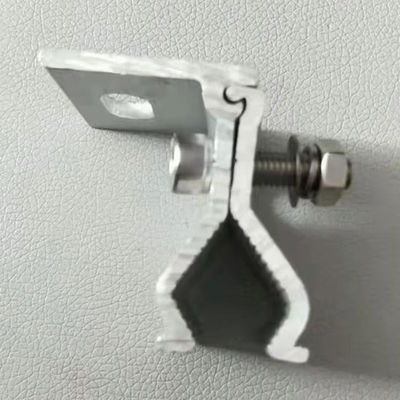 6065 Accessoires de montage solaire en aluminium vis de montage personnalisées