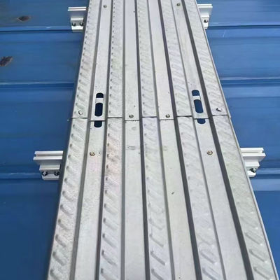Panneaux solaires en aluminium pour passerelle personnalisés