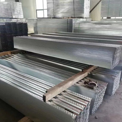 Extrusion des panneaux photovoltaïques solaires sur les toits pour les énergies renouvelables